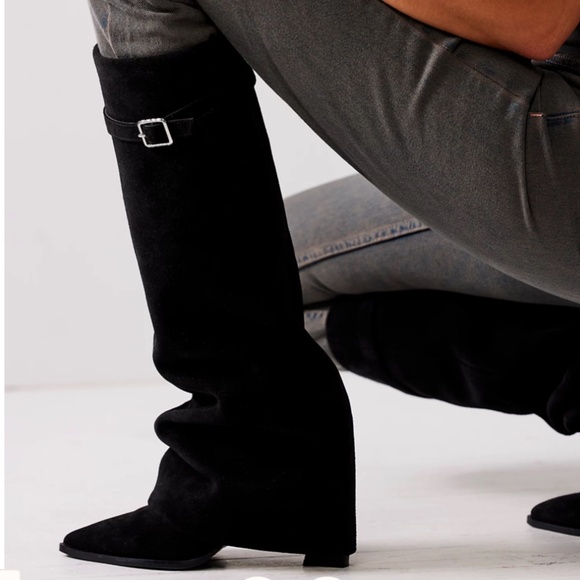 Free People Felicity Black Suede Boots size 7 - Picture 4 of 13